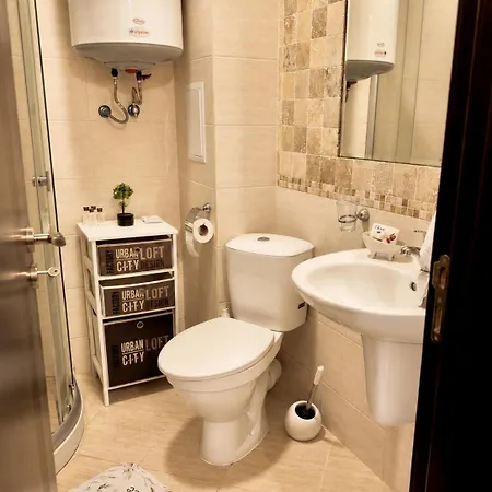 Lovely Sunny Cascadas Apartment
